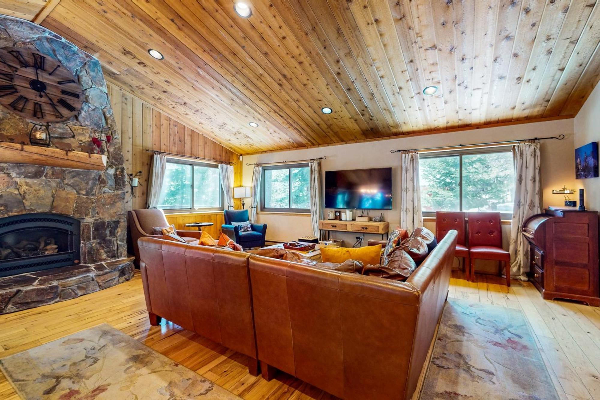 Tastefully-Updated, Classic Tahoe Family Home Truckee Dış mekan fotoğraf